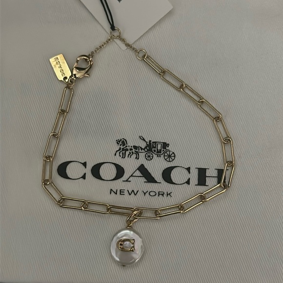 Coach gold and pearl chain link bracelet. - Picture 2 of 3